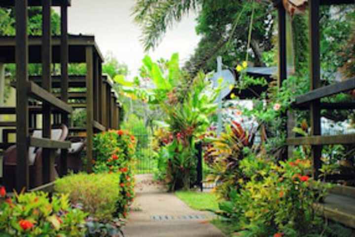 Horn Island QLD Sydney 4u