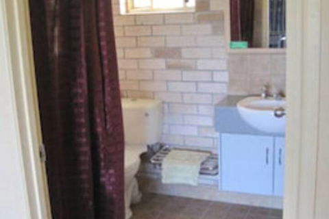 Tailwaggers Rainforest Retreat - Sydney 4u 4