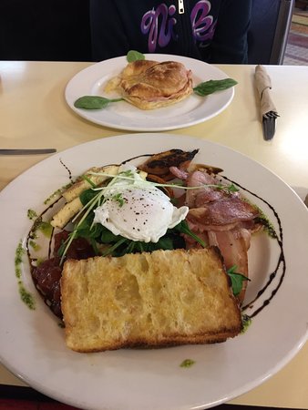 Mecca Cafe - Sydney 4u 0