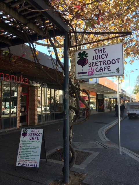 Juicy Beetroot Cafe - Accommodation Sydney 4