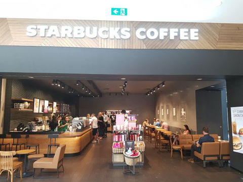 Starbucks Highpoint - Sydney 4u 0