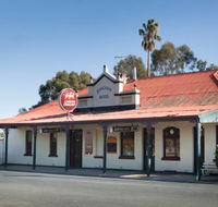 Junction Hotel - Sydney 4u