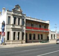 Mitchell River Tavern - Accommodation Sydney