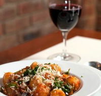 Lombardys on Hesse - Sydney 4u