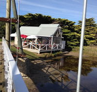 Swing Bridge Cafe - Accommodation Sydney