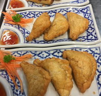 Yellow house - Accommodation Sydney