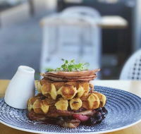Explorers Restaurant - Sydney 4u