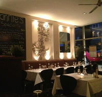 Annies - Sydney 4u
