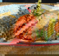 Five Stars Thaitanic Chester Hill - Accommodation Sydney