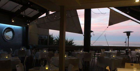 Elephant Rock Cafe Bar & Restaurant - Sydney 4u 15
