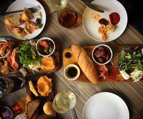Elephant Rock Cafe Bar & Restaurant - Sydney 4u 7
