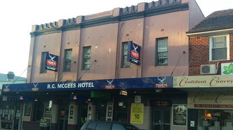 R. G. McGees Hotel - Accommodation Sydney 0