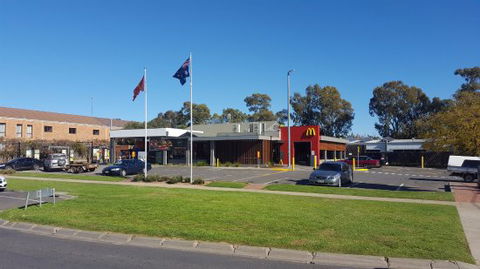 McDonald's Family Restaurants - Sydney 4u 0