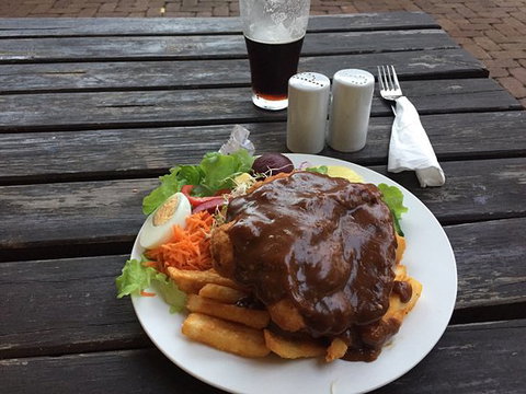 The Charcoal Inn - Accommodation Sydney 0