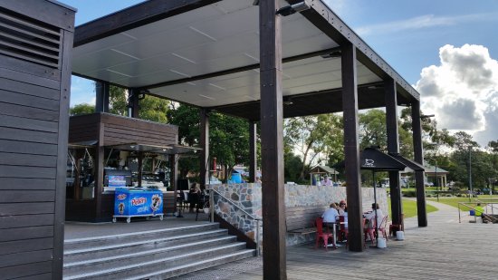 Fishing Point NSW Accommodation Sydney