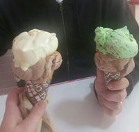 Annie's Old Fashioned Ice Cream Parlour - Accommodation Sydney