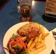 Salisbury Hotel - Accommodation Sydney