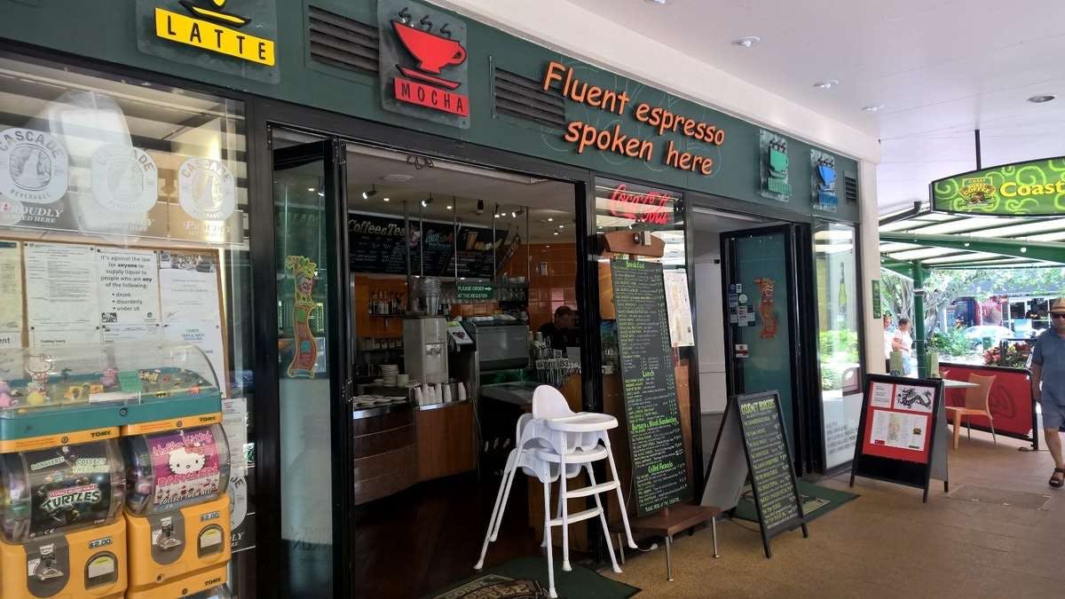 Kamerunga QLD Sydney 4u