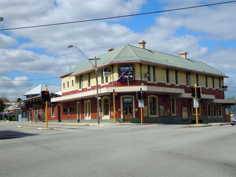 Secret Begining Cafe - Accommodation Sydney 0