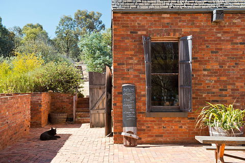 Sally's Paddock At Redbank Winery - Accommodation Sydney 0