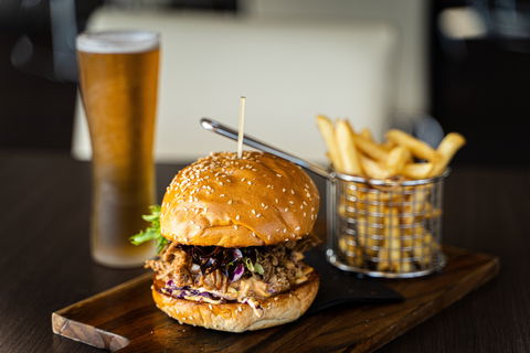Pebbles Restaurant And Spike Bar - Sydney 4u 1