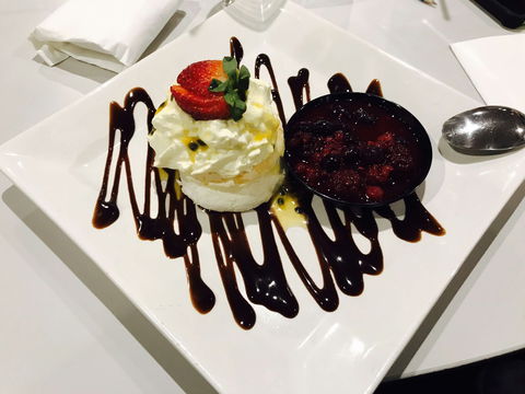 Charlie's Family Restaurant - Accommodation Sydney 0