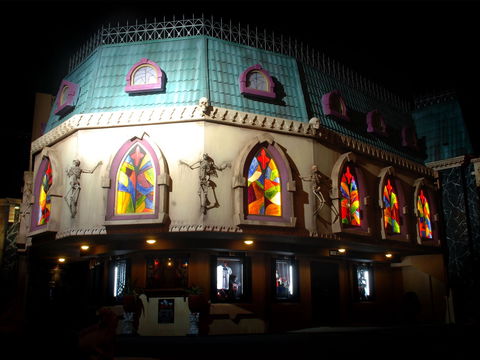 Dracula's Cabaret - Sydney 4u 1
