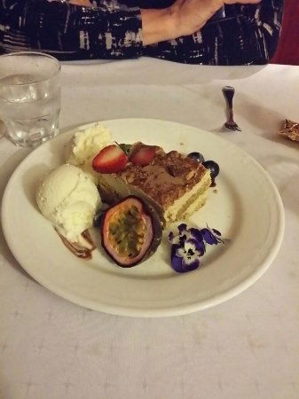 Anna's Restaurant - Sydney 4u 0