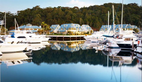 The Galley Kitchen Anchorage - Sydney 4u 8