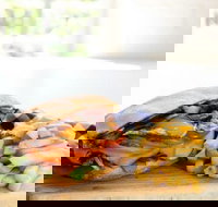 Barracks Bar - Crowne Plaza Hawkesbury Valley - Accommodation Sydney