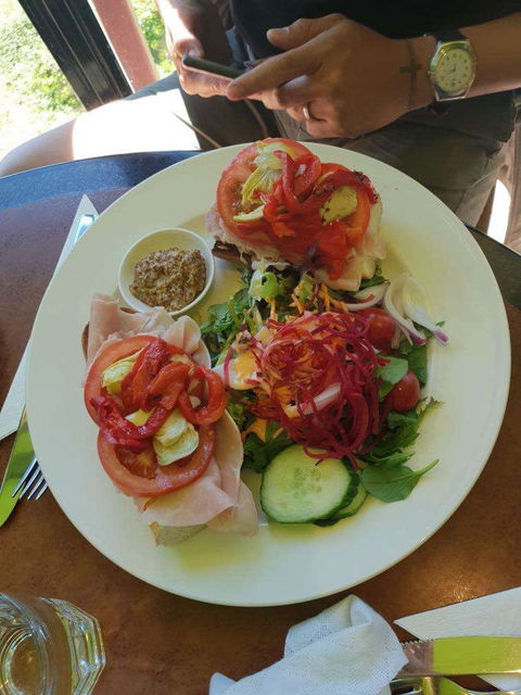 Leura Gourmet Cafe & Deli Restaurant - Accommodation Sydney 0