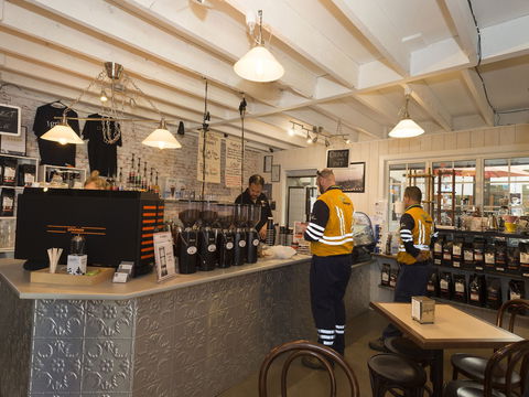 Simply Beans Roastery And Espresso Bar - Sydney 4u 2