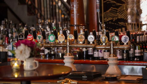 Gilroy's Hotel - Accommodation Sydney 0