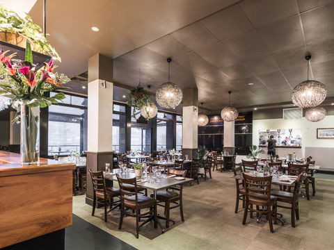 Southern Stones And Bar Grill - Sydney 4u 1