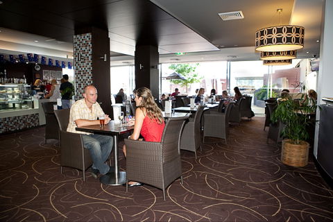 Club Sapphire - Merimbula - Accommodation Sydney 0