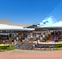 Flinderz Cafe - Accommodation Sydney