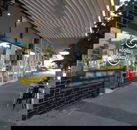 Hooked  Cooked On Rooks - Accommodation Sydney