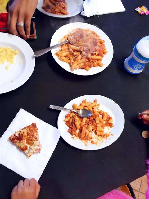 Peles Pizza & Pasta - Sydney 4u 0