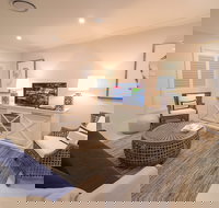 Spit Shack - Airport  Pialligo - Accommodation Sydney