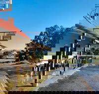 Tintaldra Hotel - Sydney 4u