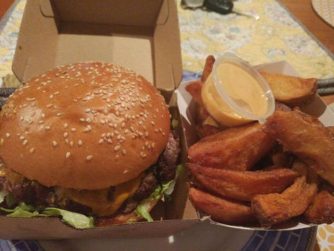 Zigzag Burgers N' Salads - Sydney 4u 0