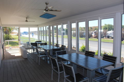 Bill's Bar - Ningaloo Coral Bay - Accommodation Sydney 1