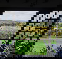 Black Swan Winery and Restaurant - Sydney 4u