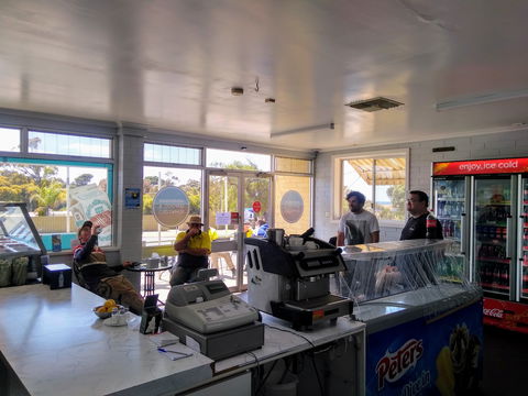 Ardrossan Seafood And Schnitzels - Accommodation Sydney 2