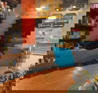 Round Table Coffee - Accommodation Sydney