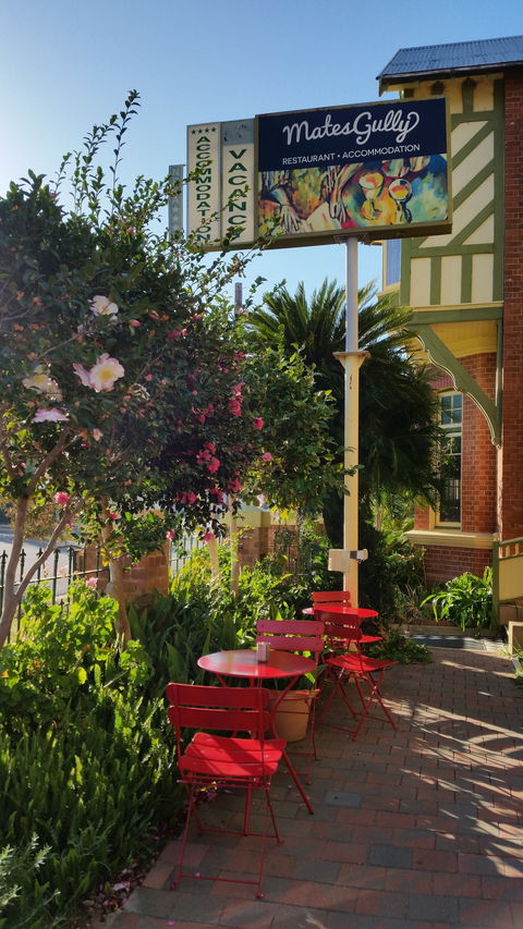 Mates Gully Restaurant And Cafe - Sydney 4u 1