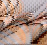 Surveyor's Hill Vineyards - Accommodation Sydney