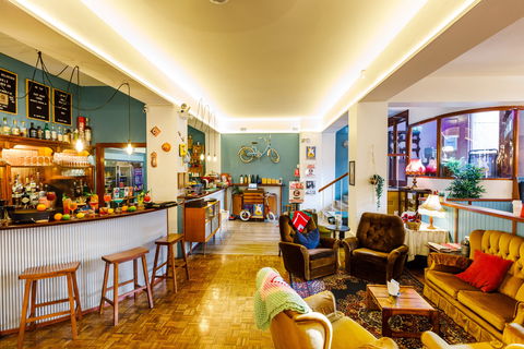 Aunty Ed's Restaurant And Bar - Sydney 4u 1
