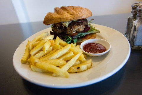 Lucy's Espresso Bar - Accommodation Sydney 0