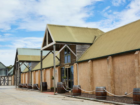 Pipers Brook Vineyard - Sydney 4u 2